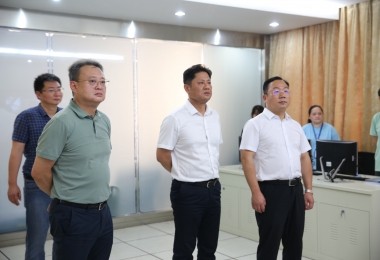 湖南湘江新區農業農村和生態環境局領導一行考察華時捷科技機動車尾氣污染遙感監測項目